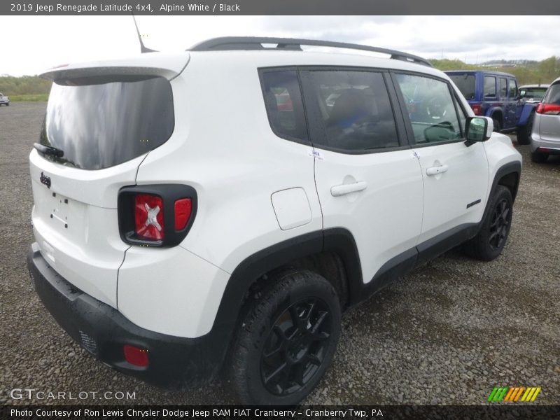 Alpine White / Black 2019 Jeep Renegade Latitude 4x4