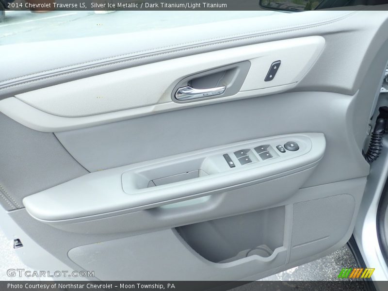 Silver Ice Metallic / Dark Titanium/Light Titanium 2014 Chevrolet Traverse LS