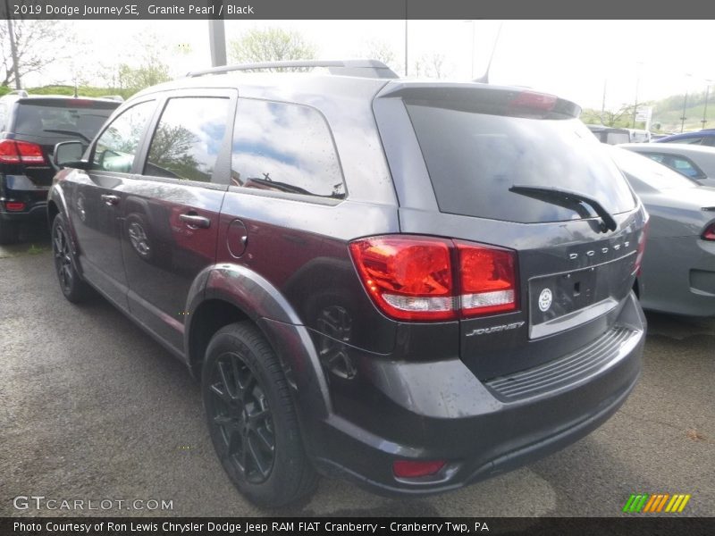 Granite Pearl / Black 2019 Dodge Journey SE