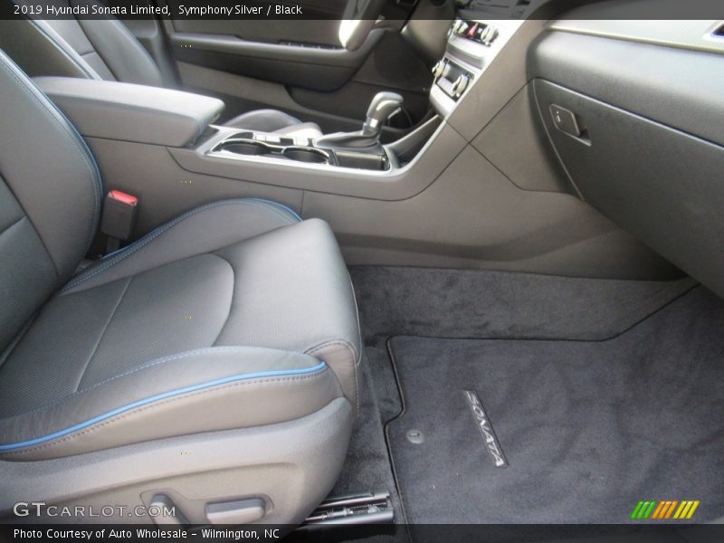 Symphony Silver / Black 2019 Hyundai Sonata Limited