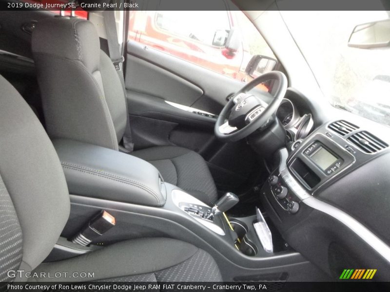 Granite Pearl / Black 2019 Dodge Journey SE
