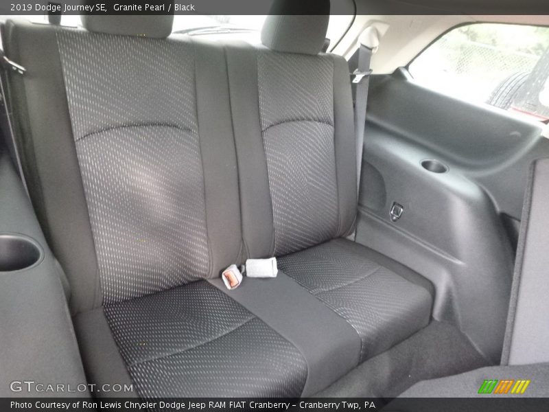 Granite Pearl / Black 2019 Dodge Journey SE