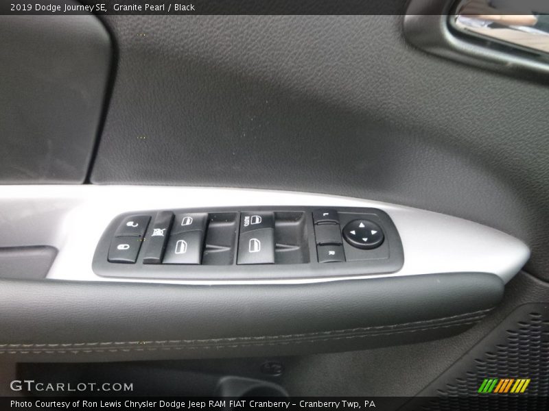 Granite Pearl / Black 2019 Dodge Journey SE