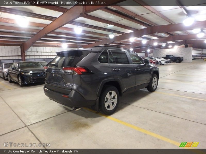 Magnetic Gray Metallic / Black 2019 Toyota RAV4 XLE AWD Hybrid