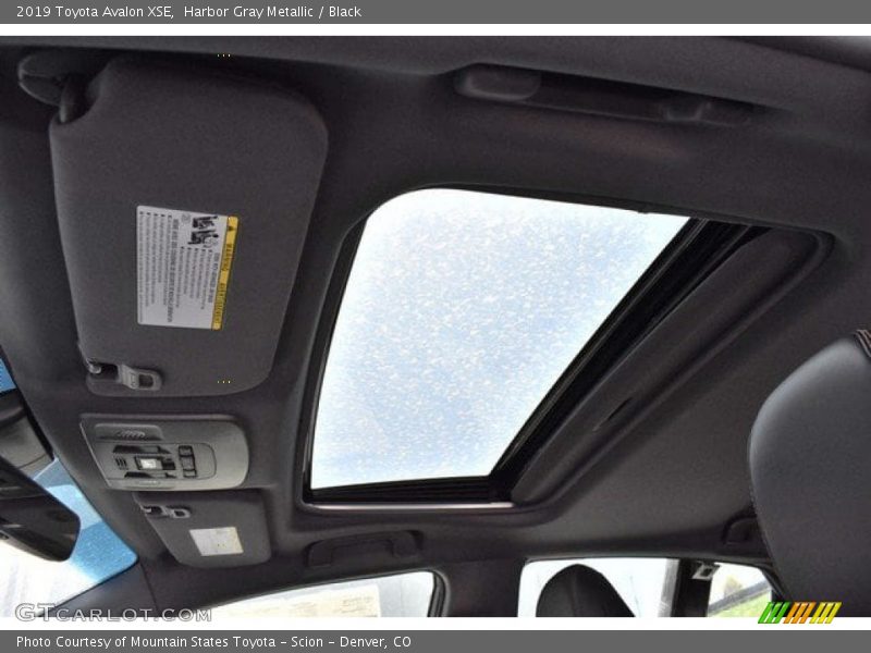 Harbor Gray Metallic / Black 2019 Toyota Avalon XSE