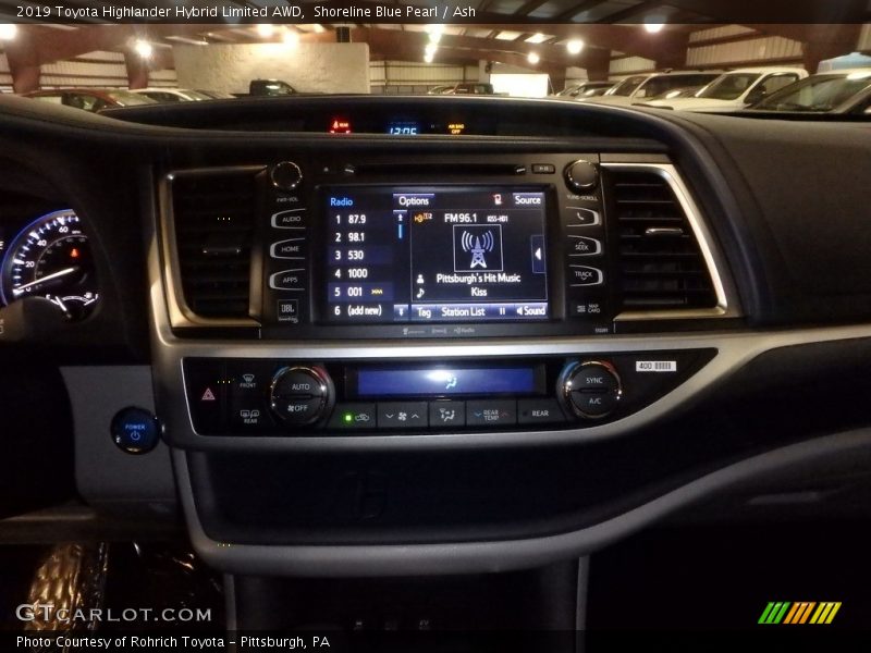 Shoreline Blue Pearl / Ash 2019 Toyota Highlander Hybrid Limited AWD