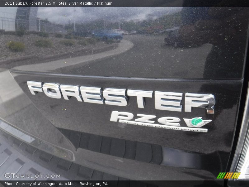 Steel Silver Metallic / Platinum 2011 Subaru Forester 2.5 X