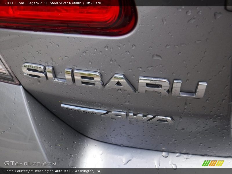 Steel Silver Metallic / Off-Black 2011 Subaru Legacy 2.5i