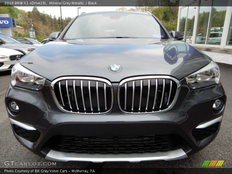 Mineral Grey Metallic / Black 2018 BMW X1 xDrive28i
