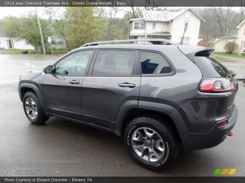 Granite Crystal Metallic / Black 2019 Jeep Cherokee Trailhawk 4x4