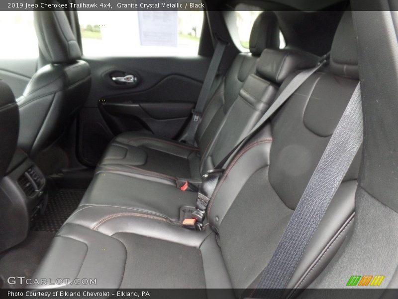 Granite Crystal Metallic / Black 2019 Jeep Cherokee Trailhawk 4x4