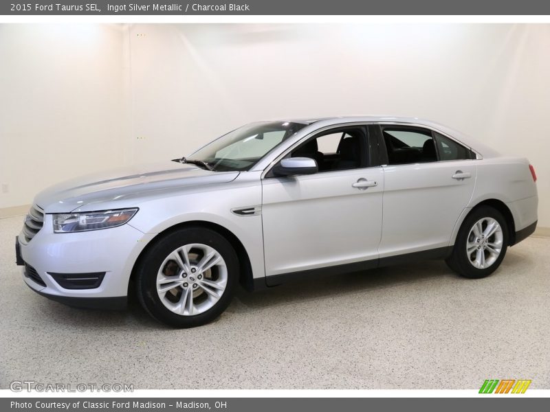 Ingot Silver Metallic / Charcoal Black 2015 Ford Taurus SEL