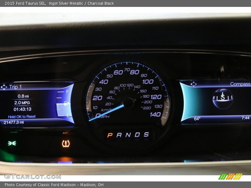 Ingot Silver Metallic / Charcoal Black 2015 Ford Taurus SEL