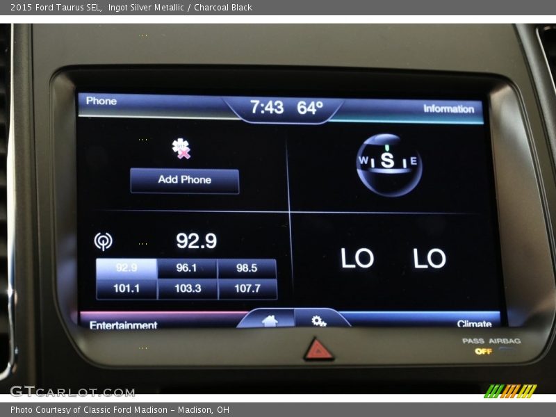 Ingot Silver Metallic / Charcoal Black 2015 Ford Taurus SEL