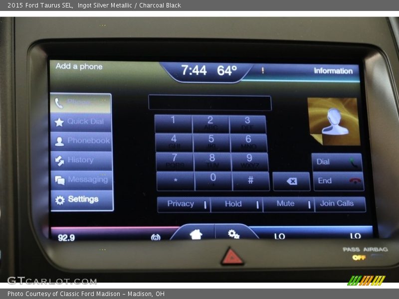 Ingot Silver Metallic / Charcoal Black 2015 Ford Taurus SEL