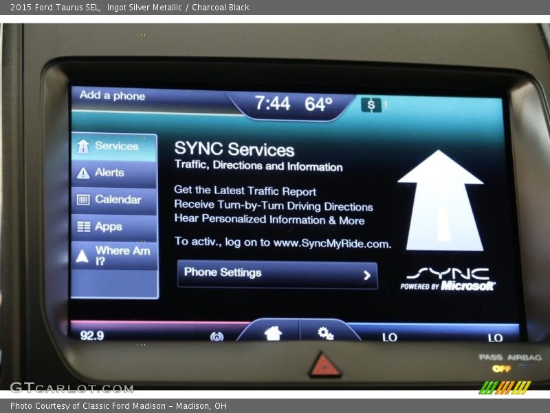 Ingot Silver Metallic / Charcoal Black 2015 Ford Taurus SEL