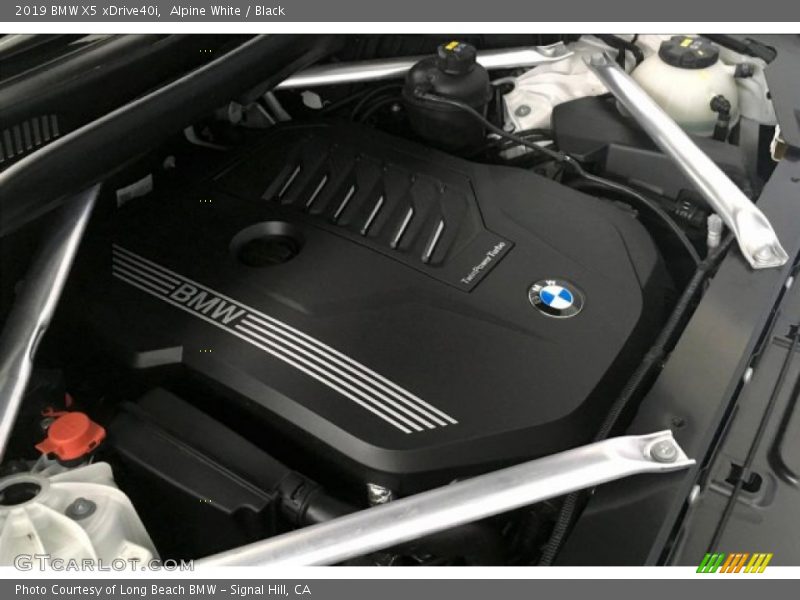 Alpine White / Black 2019 BMW X5 xDrive40i