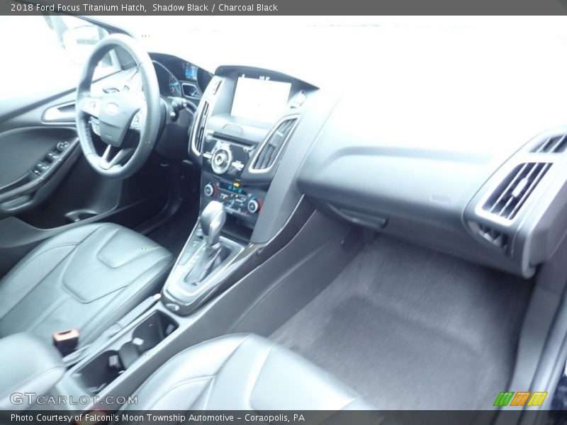 Shadow Black / Charcoal Black 2018 Ford Focus Titanium Hatch