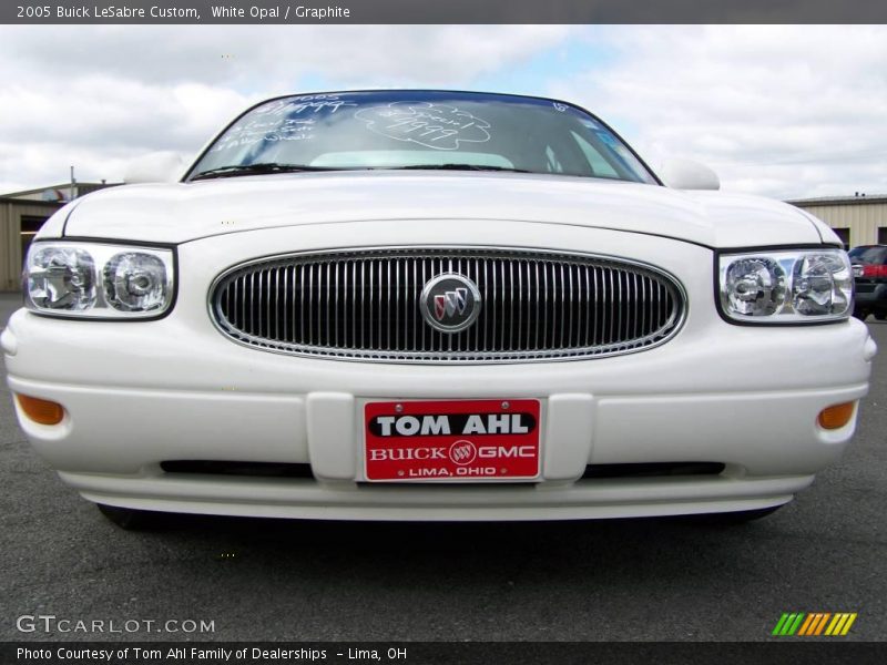 White Opal / Graphite 2005 Buick LeSabre Custom