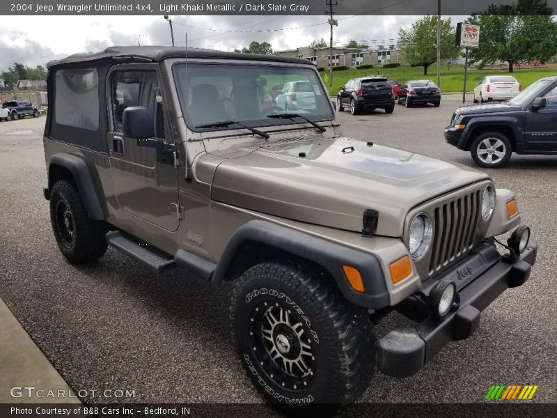 Light Khaki Metallic / Dark Slate Gray 2004 Jeep Wrangler Unlimited 4x4