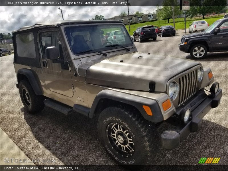 Light Khaki Metallic / Dark Slate Gray 2004 Jeep Wrangler Unlimited 4x4