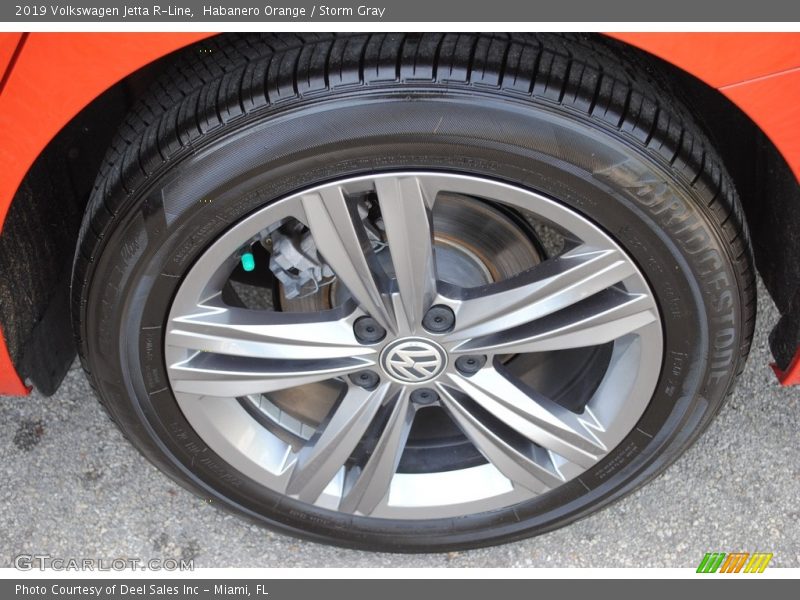 Habanero Orange / Storm Gray 2019 Volkswagen Jetta R-Line