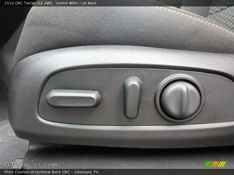 Summit White / Jet Black 2019 GMC Terrain SLE AWD