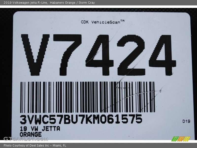 Habanero Orange / Storm Gray 2019 Volkswagen Jetta R-Line