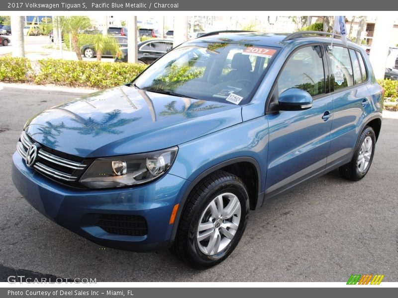 Pacific Blue Metallic / Charcoal 2017 Volkswagen Tiguan S