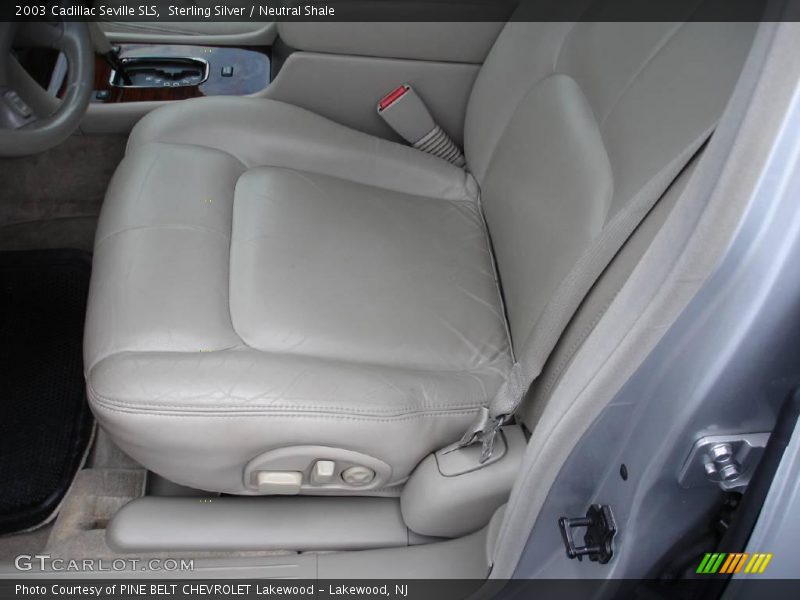 Sterling Silver / Neutral Shale 2003 Cadillac Seville SLS