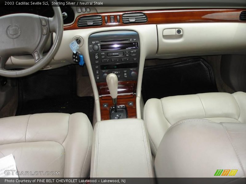 Sterling Silver / Neutral Shale 2003 Cadillac Seville SLS