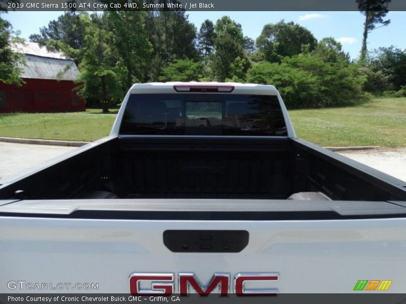 Summit White / Jet Black 2019 GMC Sierra 1500 AT4 Crew Cab 4WD