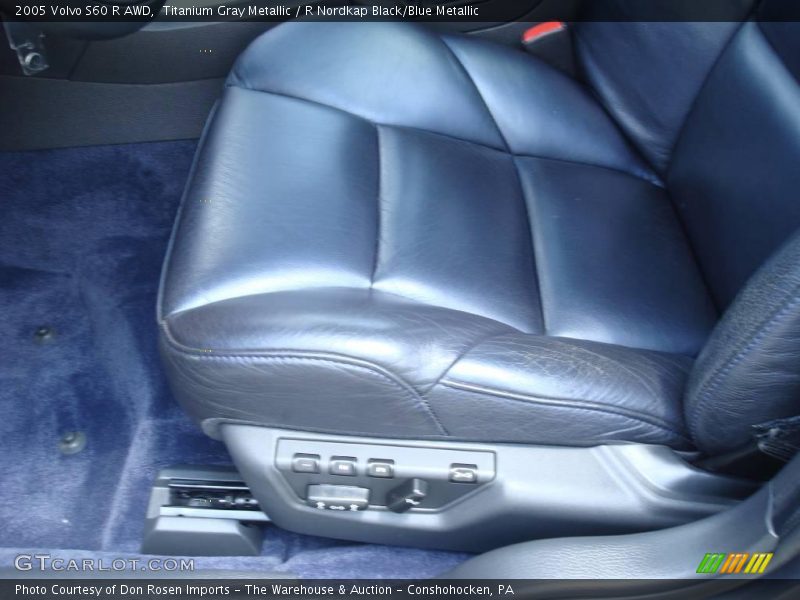 Titanium Gray Metallic / R Nordkap Black/Blue Metallic 2005 Volvo S60 R AWD