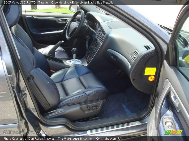 Titanium Gray Metallic / R Nordkap Black/Blue Metallic 2005 Volvo S60 R AWD