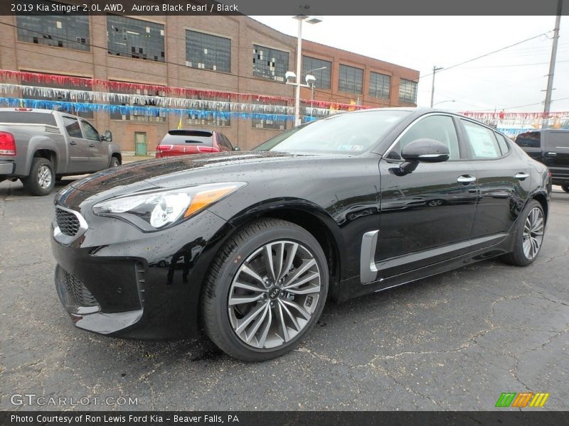 Front 3/4 View of 2019 Stinger 2.0L AWD