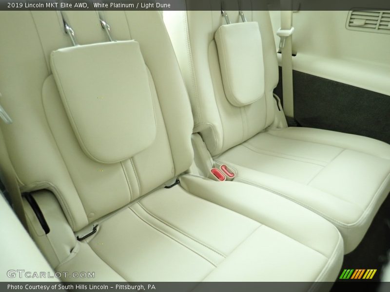 White Platinum / Light Dune 2019 Lincoln MKT Elite AWD