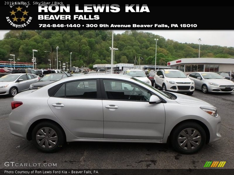 Silky Silver / Black 2019 Kia Rio S