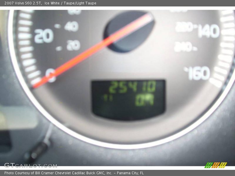 Ice White / Taupe/Light Taupe 2007 Volvo S60 2.5T