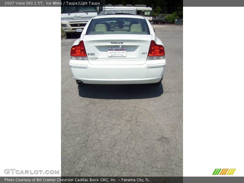 Ice White / Taupe/Light Taupe 2007 Volvo S60 2.5T