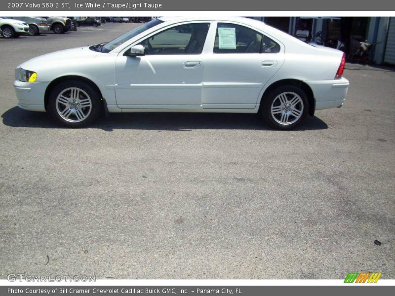 Ice White / Taupe/Light Taupe 2007 Volvo S60 2.5T