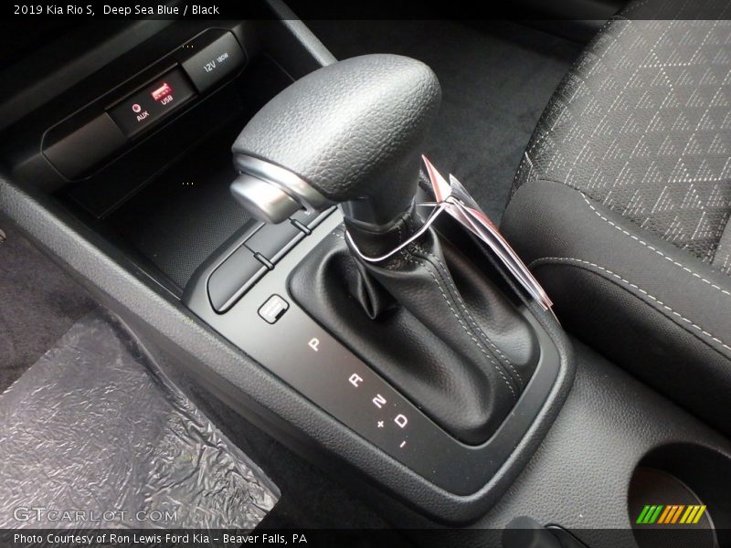 Deep Sea Blue / Black 2019 Kia Rio S