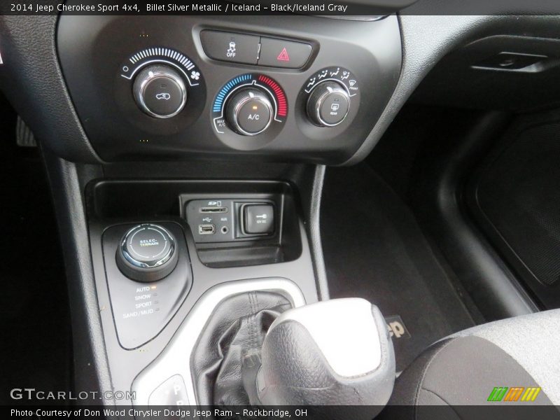 Billet Silver Metallic / Iceland - Black/Iceland Gray 2014 Jeep Cherokee Sport 4x4