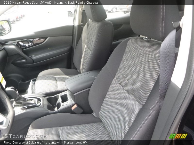 Magnetic Black Pearl / Charcoal 2019 Nissan Rogue Sport SV AWD