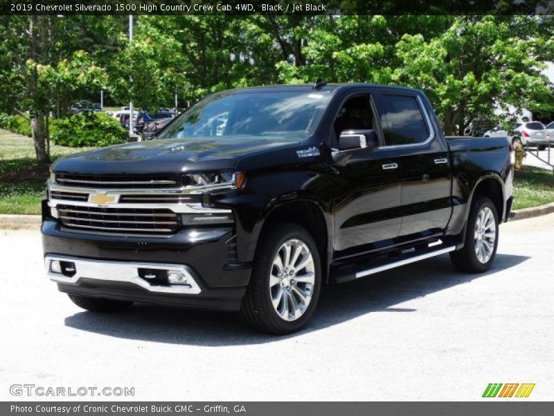 Front 3/4 View of 2019 Silverado 1500 High Country Crew Cab 4WD