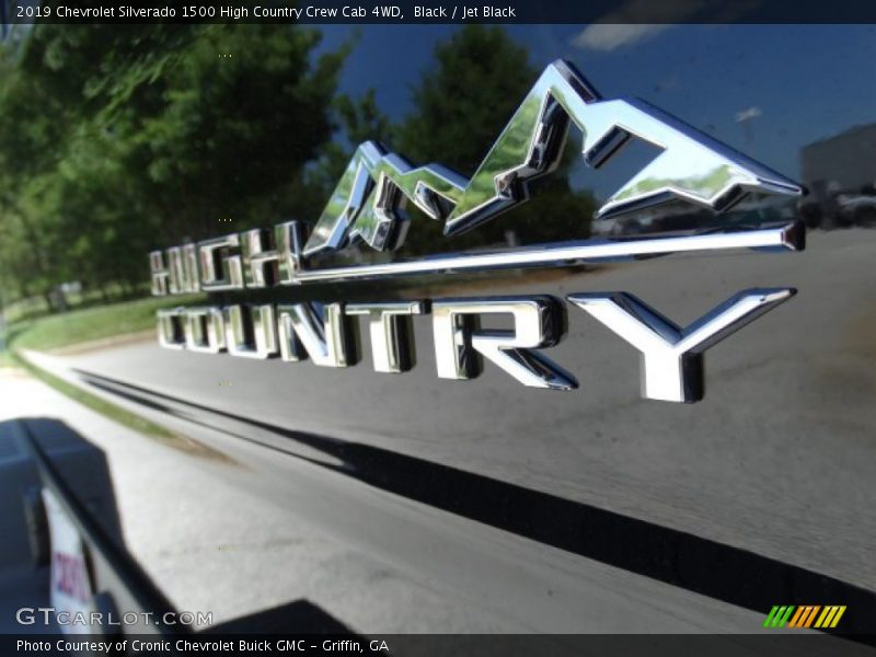  2019 Silverado 1500 High Country Crew Cab 4WD Logo