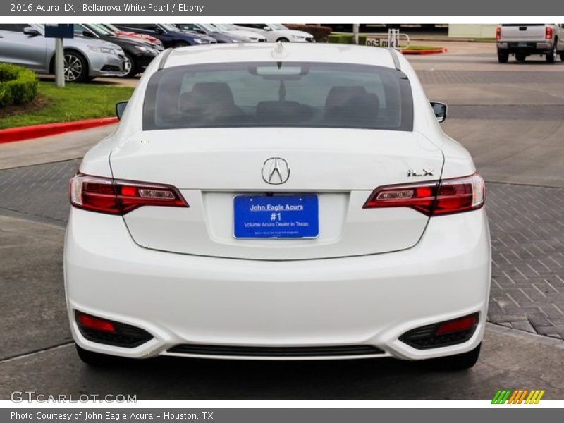 Bellanova White Pearl / Ebony 2016 Acura ILX