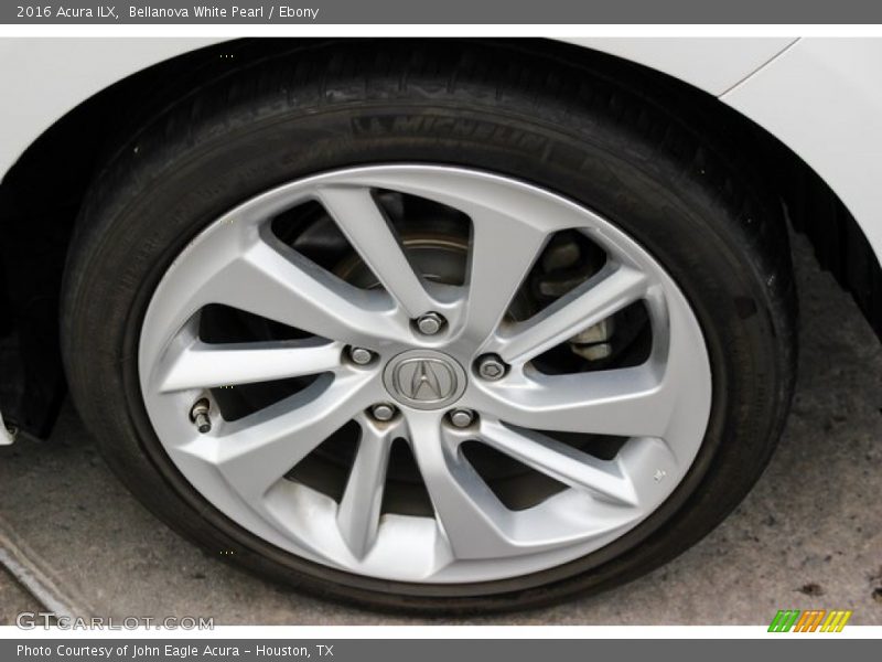 Bellanova White Pearl / Ebony 2016 Acura ILX