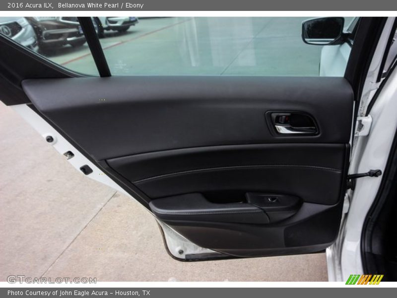 Bellanova White Pearl / Ebony 2016 Acura ILX