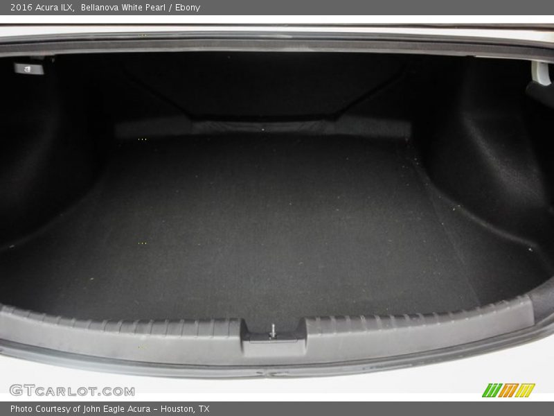 Bellanova White Pearl / Ebony 2016 Acura ILX