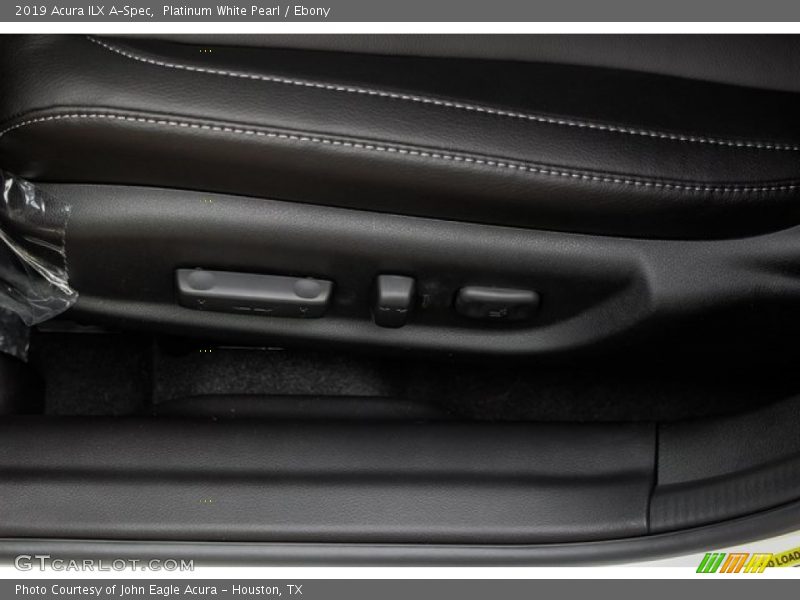 Platinum White Pearl / Ebony 2019 Acura ILX A-Spec